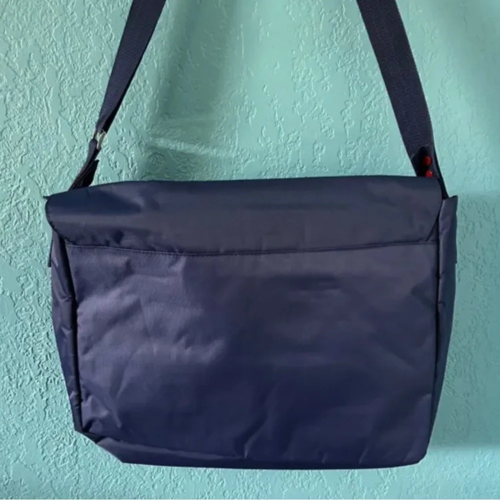 Official Lacoste Live Laptop Messenger Travel Bag Shoulder Cross Body EUC